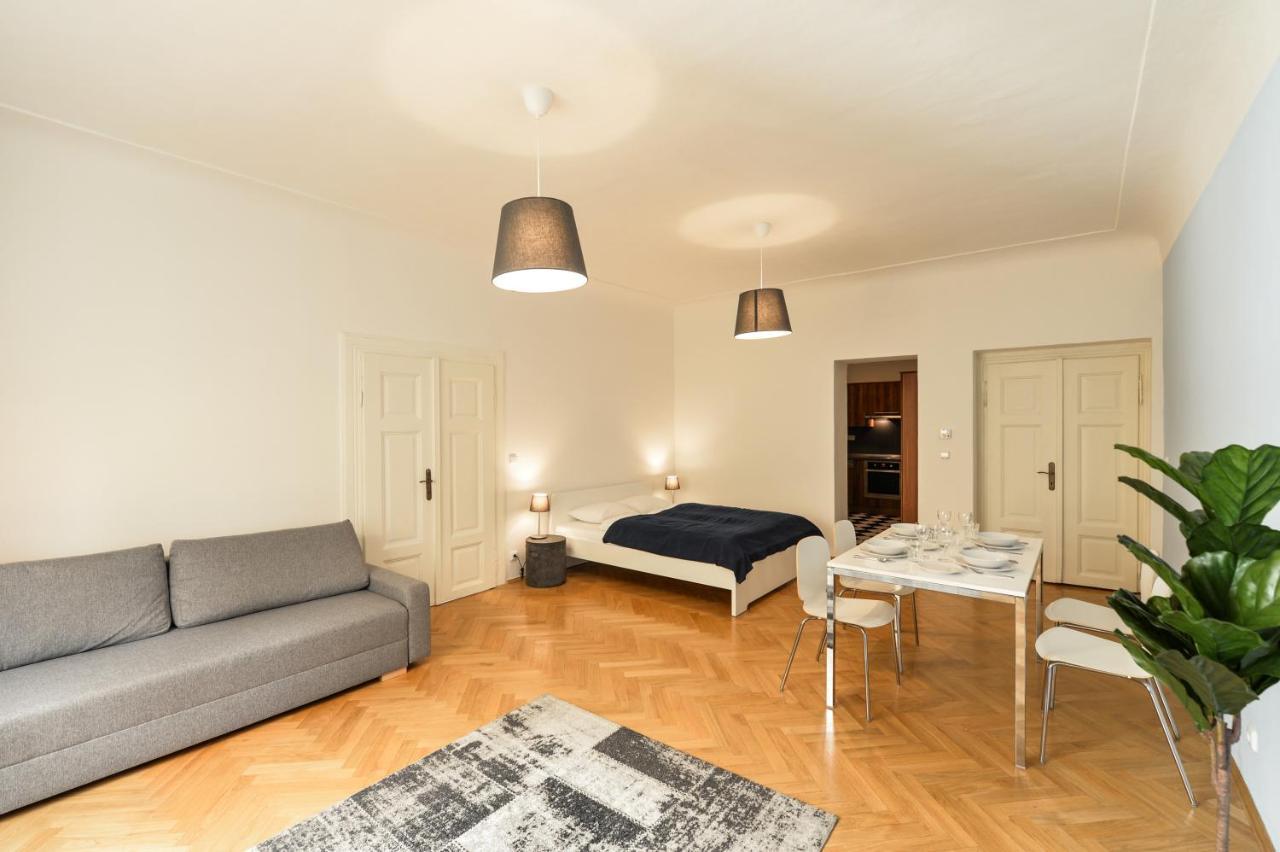 Celetná 27 * Praga